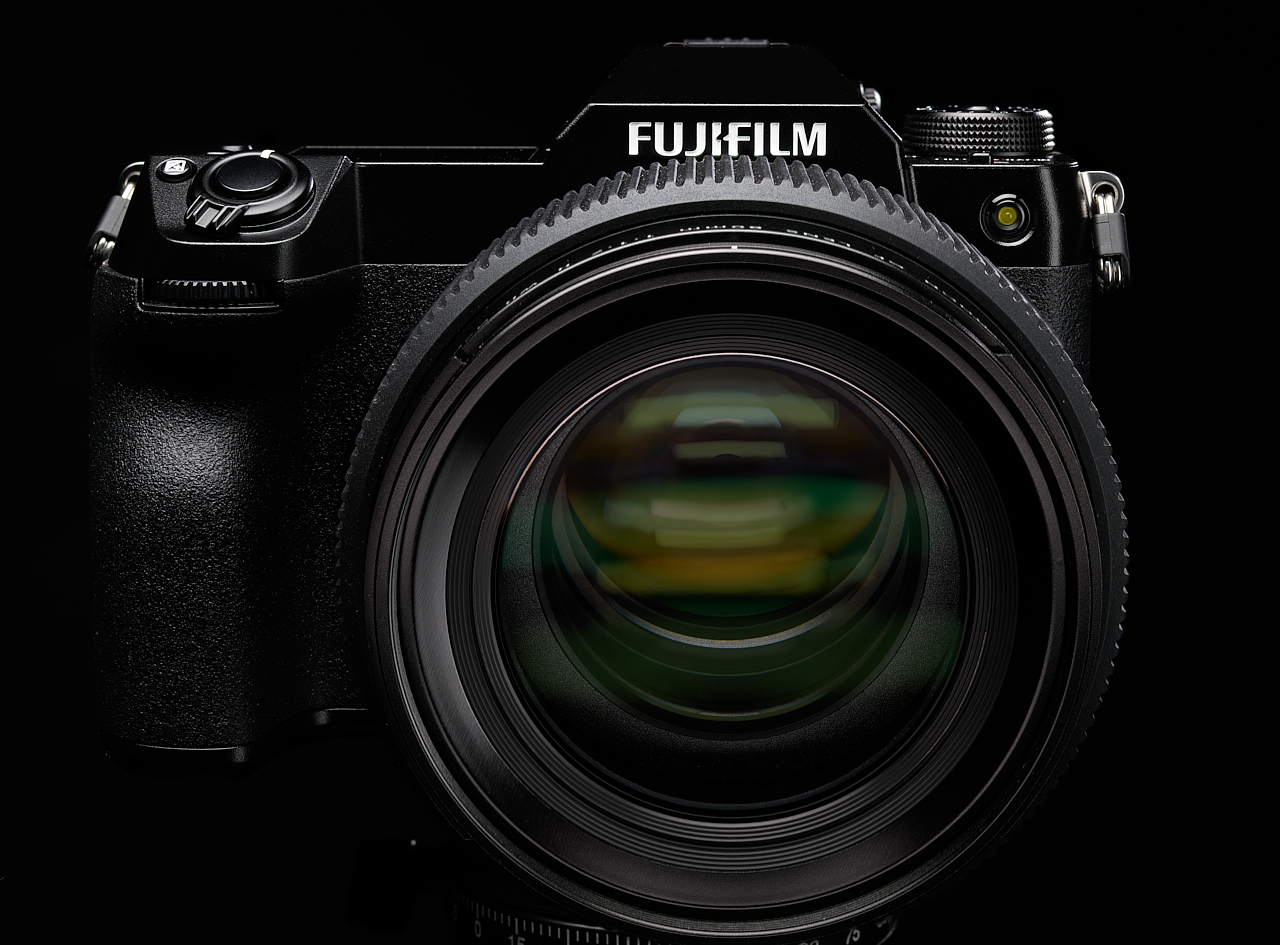 Tech Tip:  Brighten your GFX display for use with Flash fujifilm