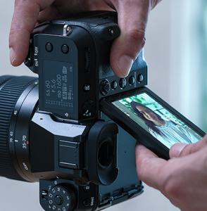 Instagram Post Fujifilm GFX Deals 2022 Holiday GFX100S