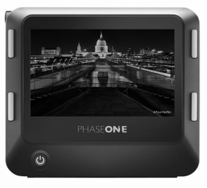 Phase one iq4 achromatic digital back