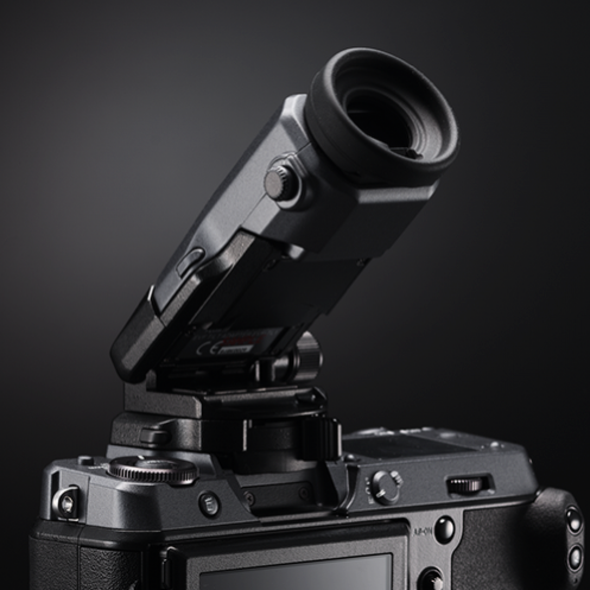 gfx-fujifilm-attachment-electronic viewfinder